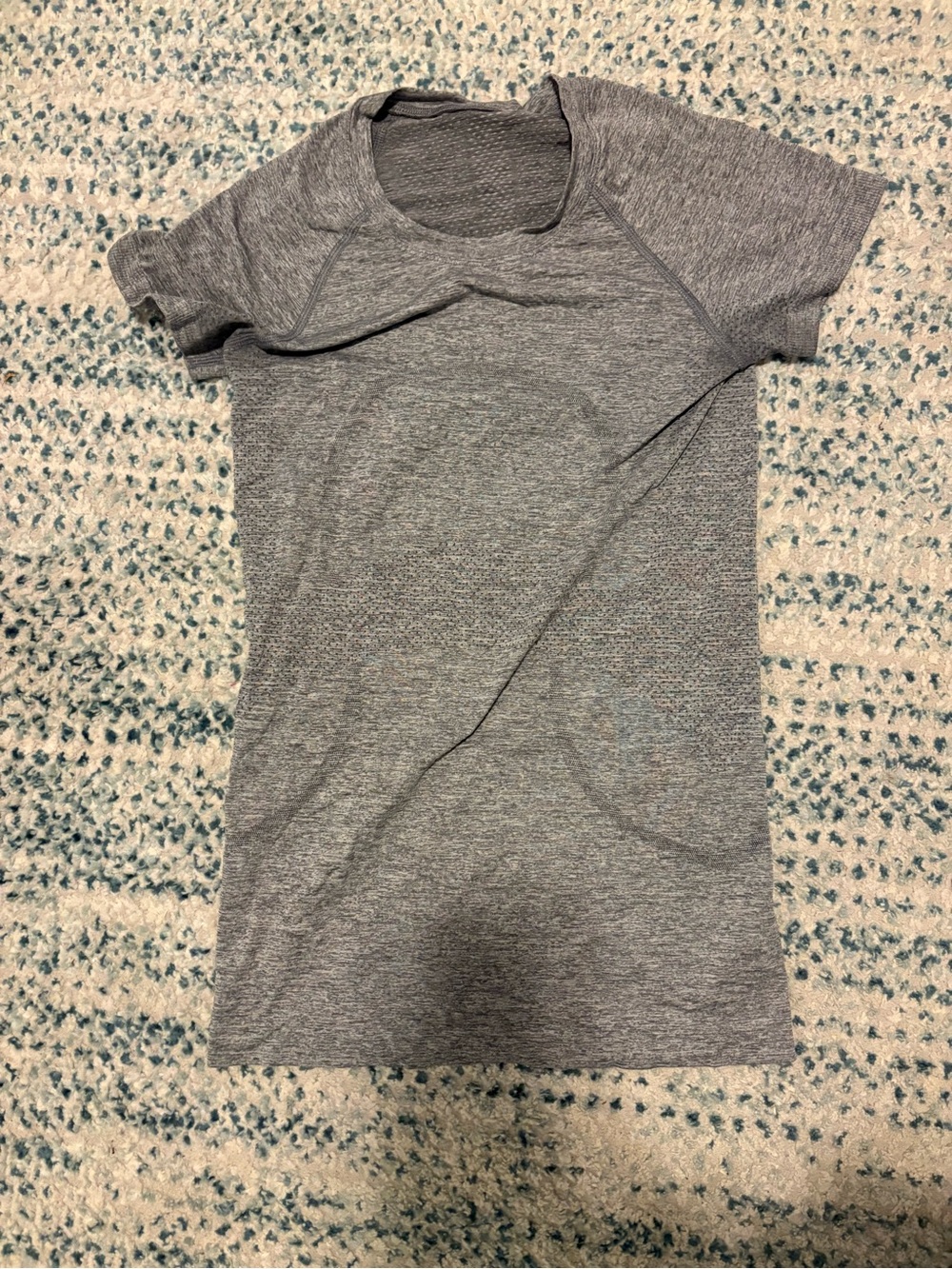 Lululemon Swiftly Tech Grey Size 4 Full Length Tee